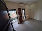 thumbnail-di-sewakan-rumah-di-jagakarsa-modern-house-semi-furnished-13