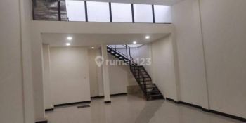 Dijual Ruko Design Modern Lokasi Strategis di Banceuy, Bandung