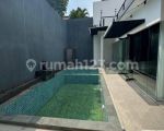 thumbnail-rumah-full-furnished-di-graha-family-shm-swimming-pool-0