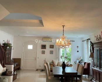 Rumah di Taman Provence Bsd Bersih Dan Siap Huni