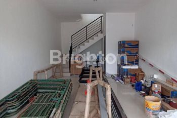 RUKO GRESS 2.5 LANTAI DEKAT SEKALI KE DHARMA HUSADA DAN DHARMA HUSADA INDAH