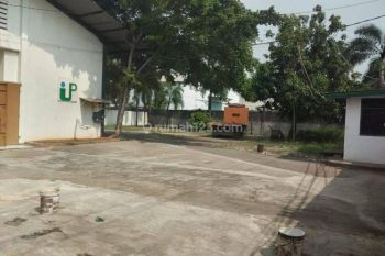 Pabrik di Jalan Kosambi Barat Raya Hadap Jalan Besar
