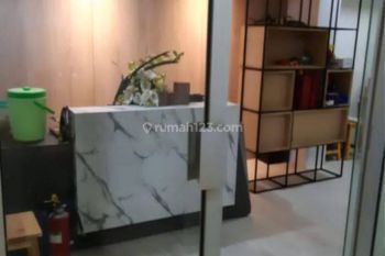 Ruko Terawat & Strategis di Hayam Wuruk Jakarta Barat **