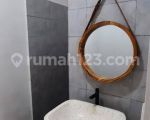 thumbnail-rumah-furnished-shm-di-jalan-raya-padonan-badung-6