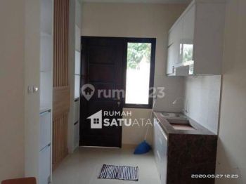 Rumah Cluster Dengan Rooftop Garden di Jatiasih RSA082007