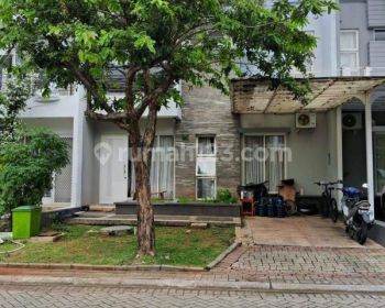 Rumah di jual melalui lelang Jl.komp Residence one.