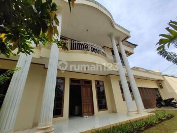 Rumah Bagus SHM Akses Tol Desari Di Cinere