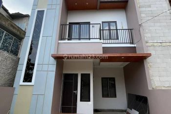 Rumah 2 Lantai Dengan Konsep Scandinavian