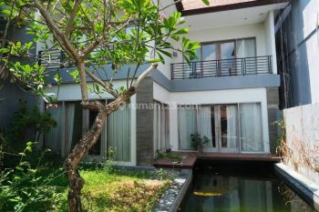 Sale Ruang Usaha: Jual Villa Sanur