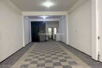 Dijual Ruko 3 Lantai di Jalan Ngemplak Genteng Surabaya Pusat
