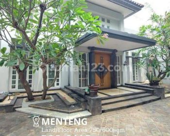 Rumah dijual di Menteng Jakarta Pusat Lokasi Bagus