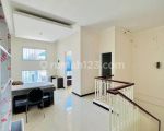 thumbnail-jual-rumah-sukolilo-dian-regency-2-furnished-plafon-tinggi-2-lt-4