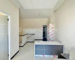 thumbnail-jual-rumah-sukolilo-dian-regency-2-furnished-plafon-tinggi-2-lt-5