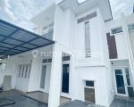 thumbnail-rumah-2lt-luas-10x20-200m-type-4kt-cluster-regina-metland-cakung-1