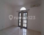 thumbnail-rumah-murah-25-lantai-minimalis-modern-semi-furnished-siap-huni-dekat-gwalk-di-2