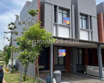 Disewakan Cepat Rumah Hoek 2 Lantai Full Furnished di Freja House Bsd