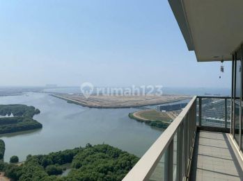 Apartemen Gold Coast 3 BR Furnished Bagus Posisi Hoek Sea View
