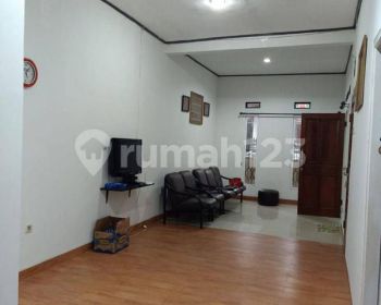 Rumah Minimalis Modern Siap Huni Dalam Cluster di Antapani