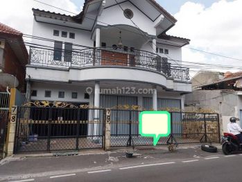 Ruko 2 lantai siap huni dan besar di kalibata utara