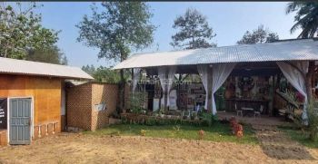 Tempat Wisata Dijual Berjalan di Dekat Pintu Tol Soreang