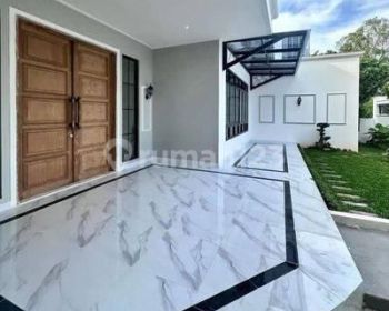 Rumah di Cilandak Jakarta Selatan