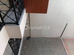 thumbnail-rumah-tropical-modern-tiga-lantai-bebas-banjir-dikemang-barat-jakarta-selatan-10