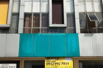 Disewakan Ruko Urbana Siap Pakai di Pamulang Tangerang