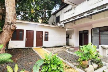 Rumah 2 Lantai di Ragunan, Jakarta Selatan