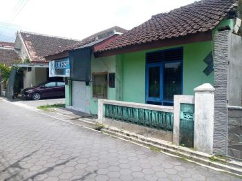 Dijual Tanah Bonus Rumah Dan Kos Dekat Kampus IKIP PGRI