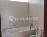 thumbnail-rumah-royal-residence-windsor-surabaya-harga-murah-rikya029-12