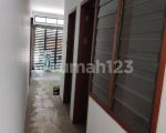 thumbnail-rumah-royal-residence-windsor-surabaya-harga-murah-rikya029-9