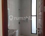 thumbnail-rumah-royal-residence-windsor-surabaya-harga-murah-rikya029-5