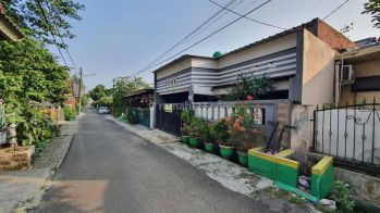 Rumah siap huni di komplek pengayoman Tangerang