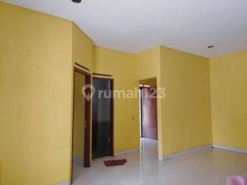 Disewakan Rumah Hunian Nyaman Lokasi Strategis di Singgasana Pradana Bandung