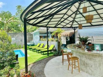 FOR SALE MODERN CAPSULES HOSTER IN PERERENAN CANGGU