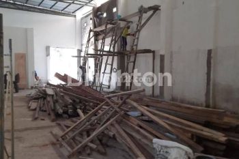 1 Menit ke Gudang Garam‼️Gudang Nol Jalan Utama Cocok Buat Gudang Distribusi