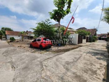 Tanah ukuran kecil drono utara merapiveiw