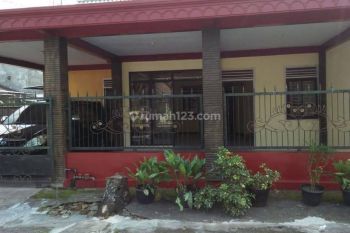 Rumah luas murah di perum Cempaka Putih Malang