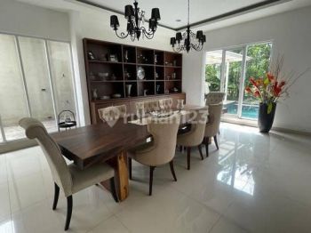 Sewa Rumah Fullfurnish With Pool di Cluster Kota Baru Parahyangan