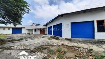 Gudang Bagus Ada Kantor Dekat Pelabuhan Yos Sudarso Tanjung Mas