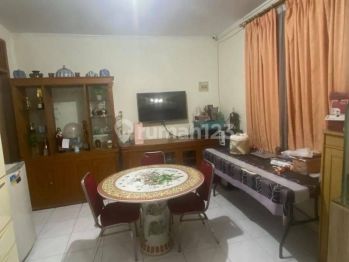 Sewa Rumah taman Palem  Jak Bar