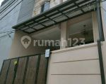 thumbnail-jual-murah-rumah-exclusive-2-lantai-lokasi-dekat-tolgate-kukusan-1