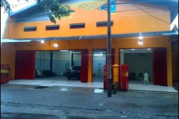 Dijual bengkel mobil/ showroom tenggilis mejoyo surabaya*