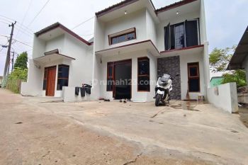 Hunian Cash Modern Konsep Mezzanine Strategis