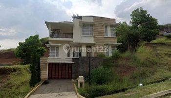 Dijual Rumah di Dago Resort, Bandung