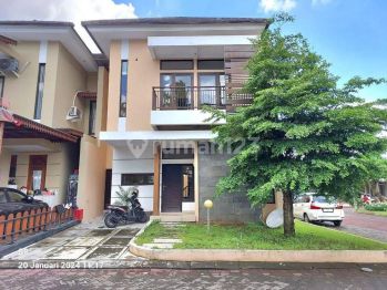 RUMAH MEWAH 2 LANTAI UNIT HOOK DALAM PERUMAHAN ELITE PONDOK PERMAI GIWANGAN