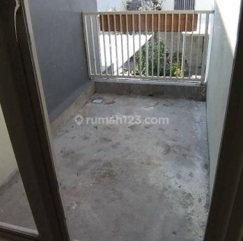 Rumah Mewah Minimalis 2 lantai Di Graha Villa kalijaran Surabaya Barat