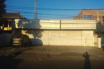 Showroom/Gudang Mastrip Kedurus