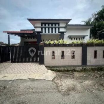 RUMAH 1 LANTAI SANGAT MEWAH DAN LUAS DI KOTA MEDAN
