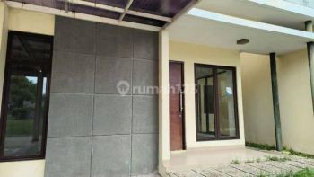 Rumah 2 Lantai Bagus di Harapan Indah Cluster Arana, Bekasi